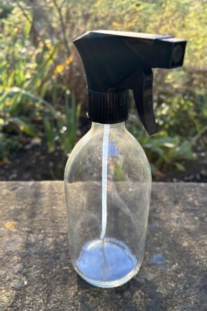 Glass spray bottle